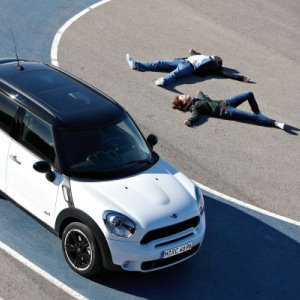 Mini Countryman kills two innocent bystanders