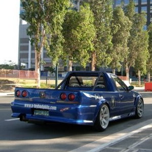 R33 GT-R Skyline pick-up truck takes madness to a new level